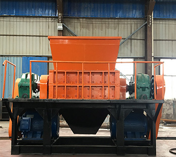 Tyre Shredder Machine